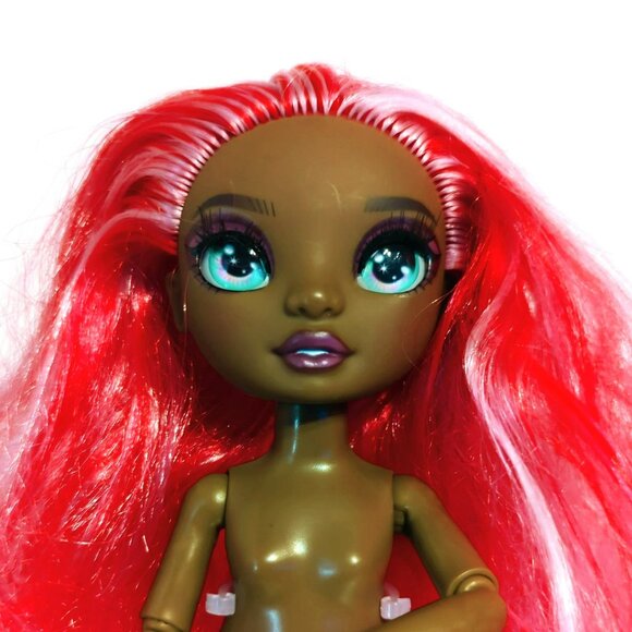 Rainbow High Daria Roselyn Deluxe Doll Series 3 MGA 2021 - Picture 6 of 7